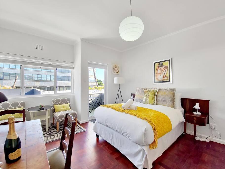 Apartment Secure, Close To Beaches, Promenade & Free Wi-fi! *
