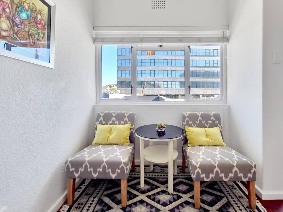 Secure, Close To Beaches, Promenade & Free Wi-fi! *